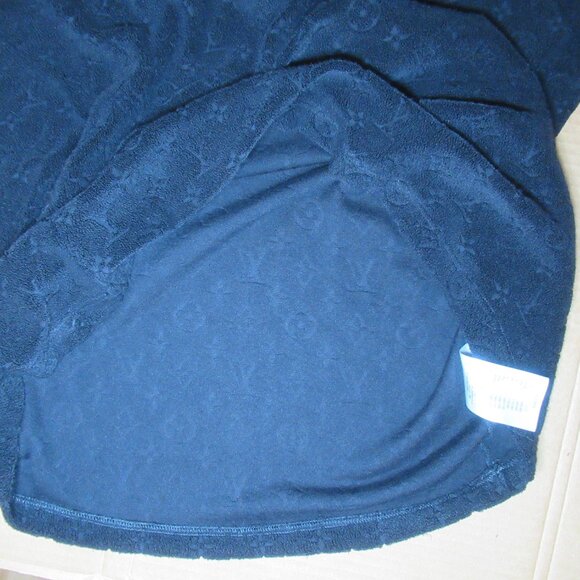 Louis Vuitton Silk Blend Jacquard Monogram Tee | Size 4L/US 3XL - Picture 11 of 15